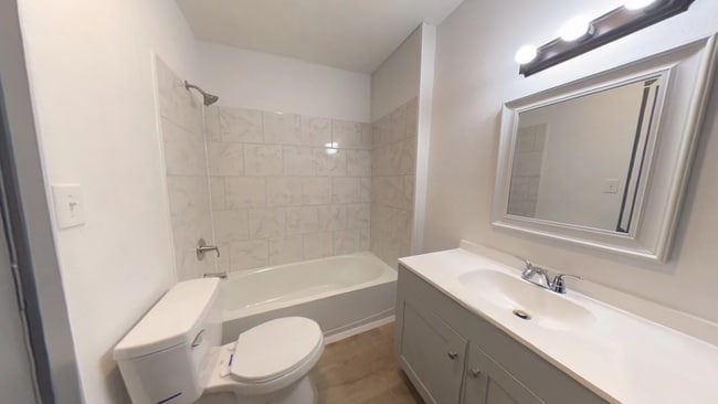 Photo - 507 Bellevue St