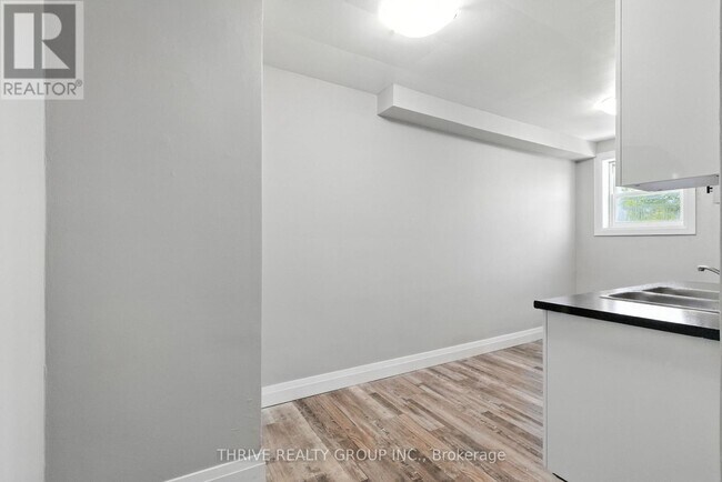 Photo - 435 Nelson St Unité 1