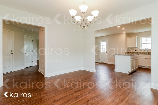 Photo - 107 Scots Pne Ct