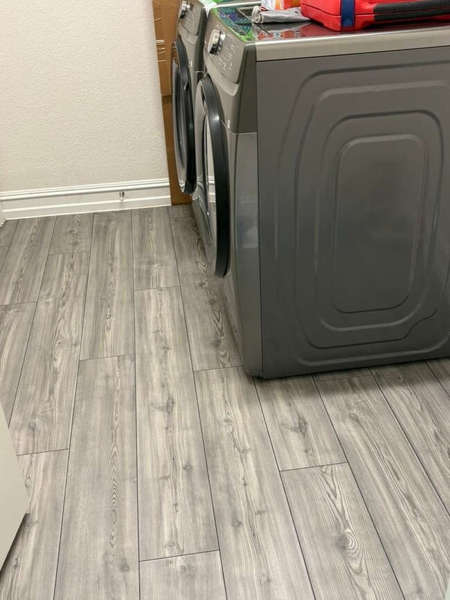 Photo - 609 Cattle Chute Ct