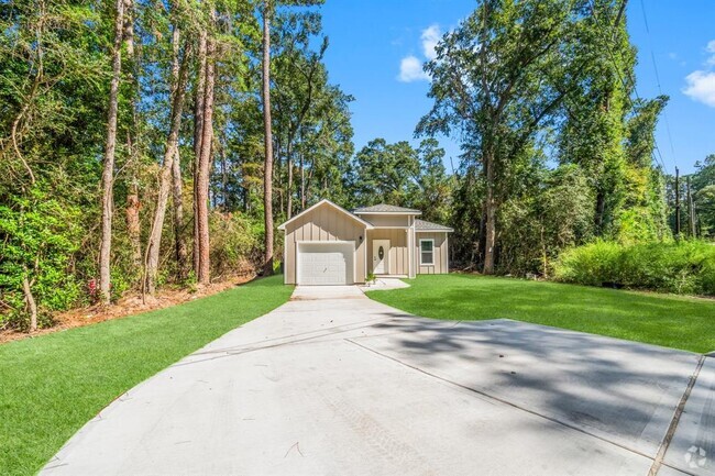 Building Photo - 15400 Kickapoo Trail Rental