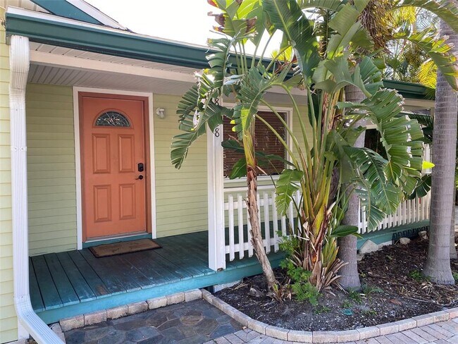 Photo - 18198 3rd St E