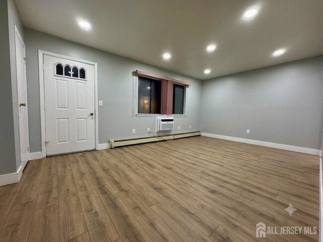 1032 Cricket Ln