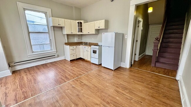 Photo - 158 S Pershing Ave Unit Apt 2 Front