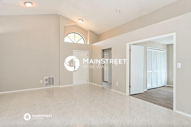 Photo - 3 Bedroom Pet-Friendly Home in Lake Mary, ...