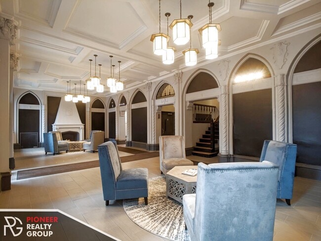 Photo - 515 W Belmont Ave Unit 3C