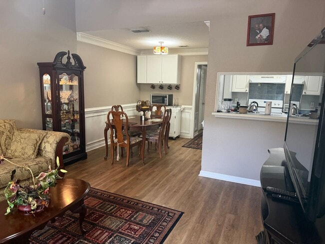 Photo - 3/2 Townhome for 1550$