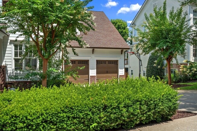 Photo - 444 Wild Elm St