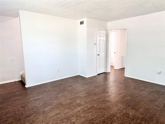 Photo - 441 SW Thomas St