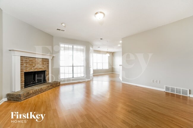 Photo - 5001 Rabbit Cross Cove