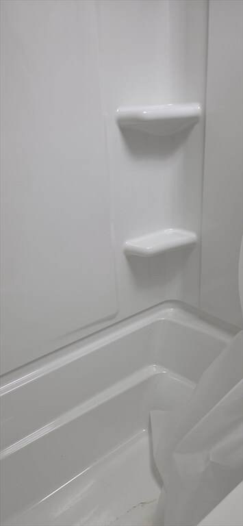 47 E Walnut St Unit 1