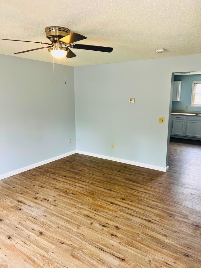 Photo - 10 Colby Way