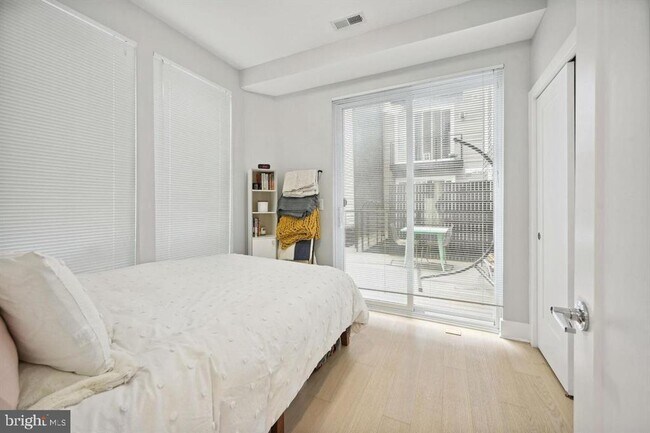 Photo - 4016 Georgia Ave NW Unit 4