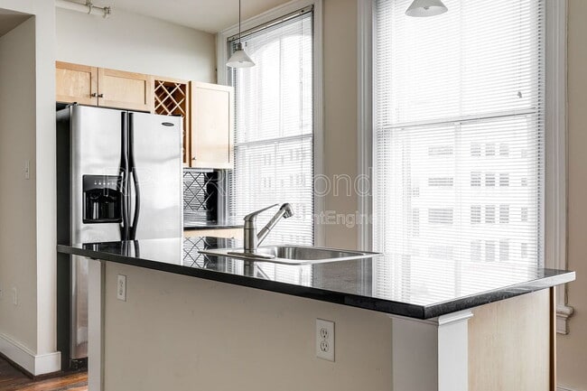 Photo - 1321 1/2 E Main St Unidad 313