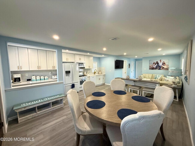 Photo - 170 Cherry Quay Rd