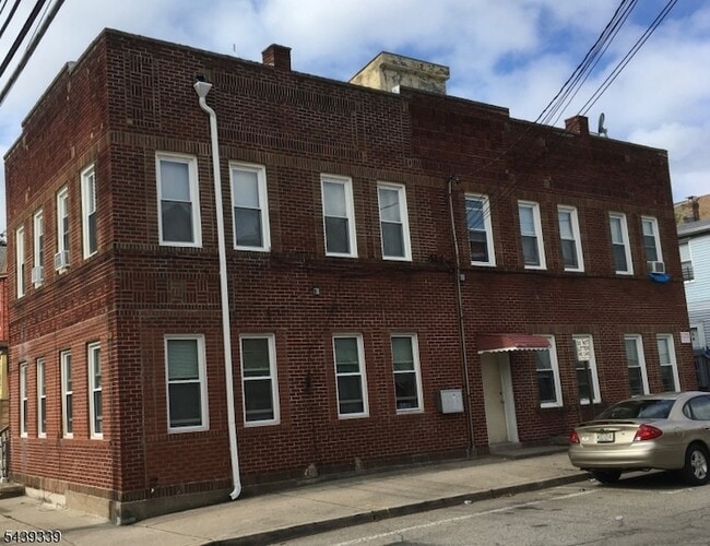Building Photo - 256 Ackerman Ave