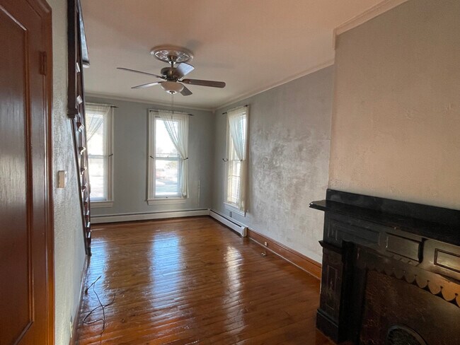 Photo - 156 S Broad St Unit A