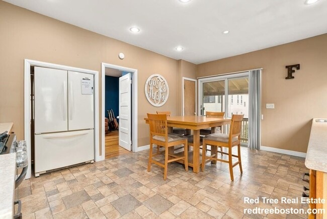 Photo - 14 Bowdoin St Unit 2