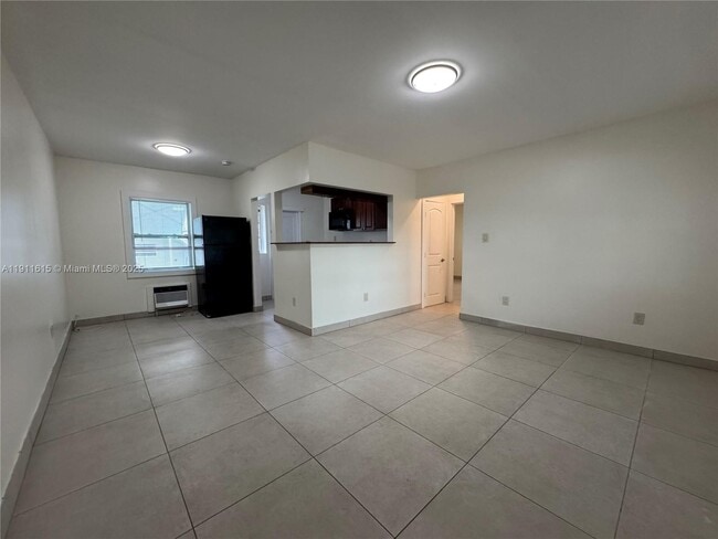 Building Photo - 1711 Fillmore St Unit 1-9