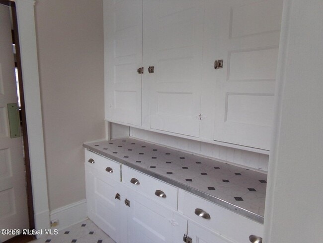 Photo - 10 S Park Dr Unit 2