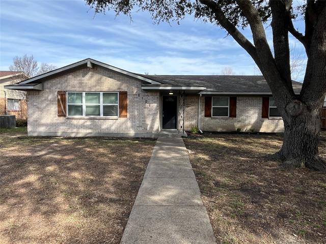 Building Photo - 2101 Plymouth Rock Dr