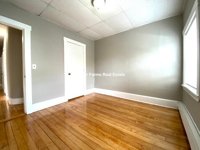 Photo - 270 Bowdoin St Unit 3