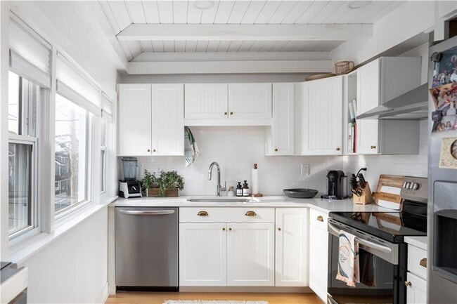 Photo - 22 Dearborn St Unit 2