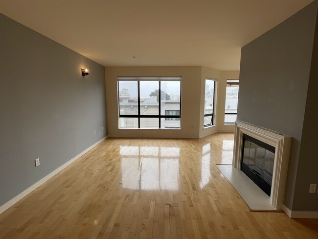 Photo - 1625 Pacific Ave Condo Unit 301