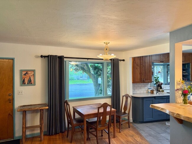 Photo - 4 Bedroom Unfurnished Home in Columbia Falls