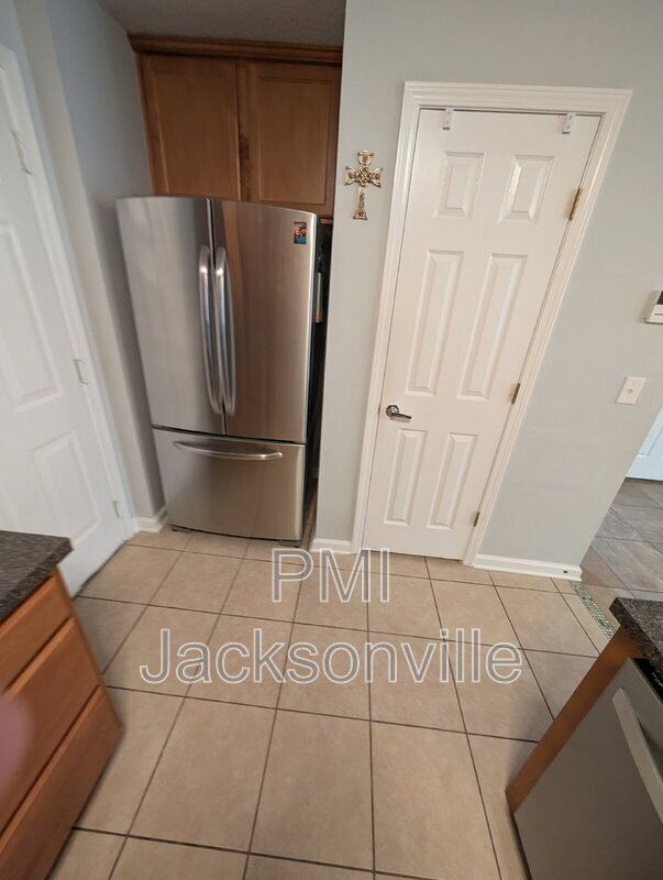 Photo - 1048 N Black Cherry Dr