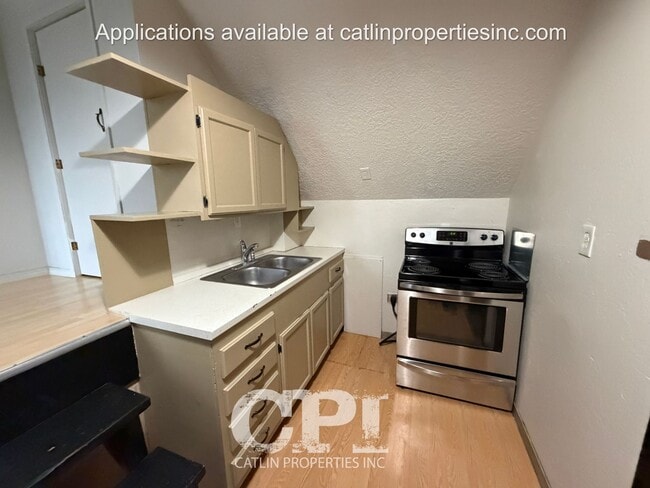 Photo - Coming Soon 353 1/2 17th Ave- Longview, WA