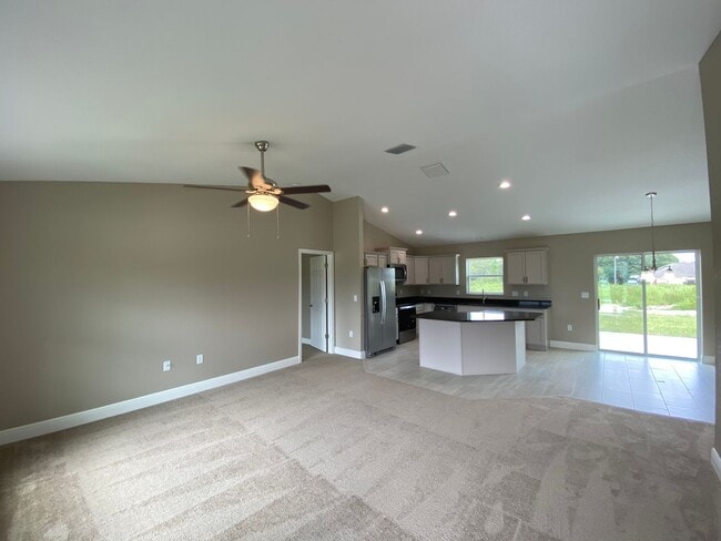 Photo - Marion Oaks - Welcome Home