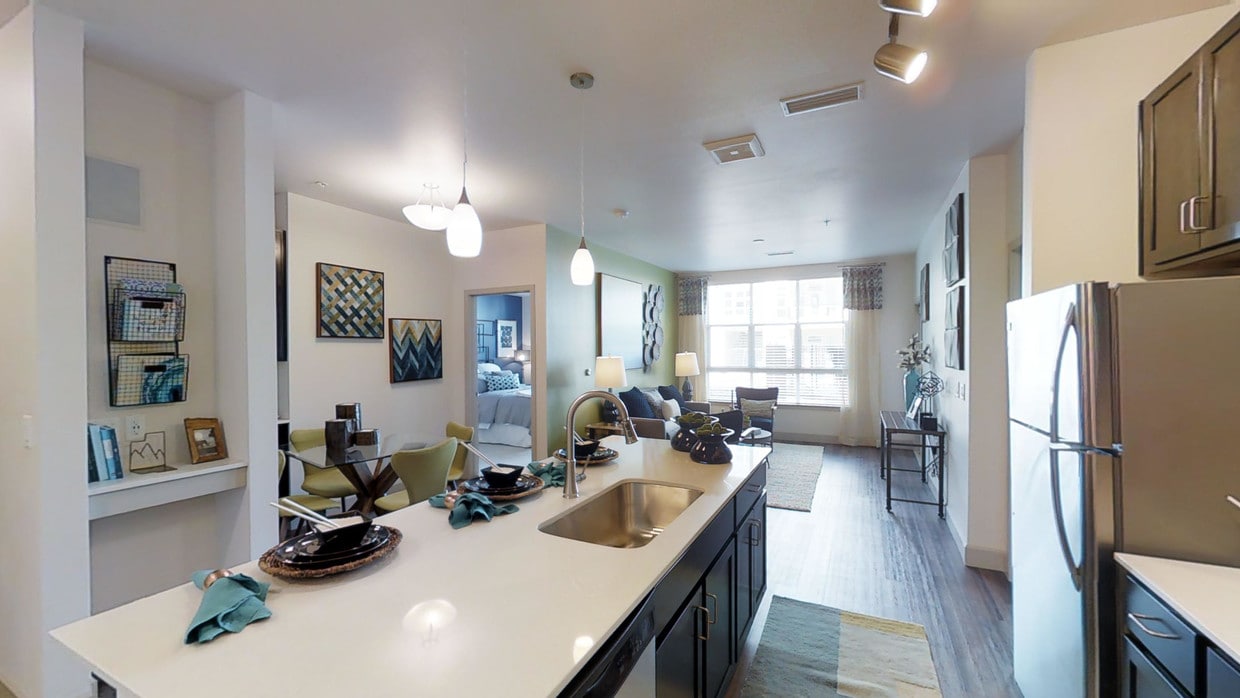 Photo - Gateway 505 Apartments