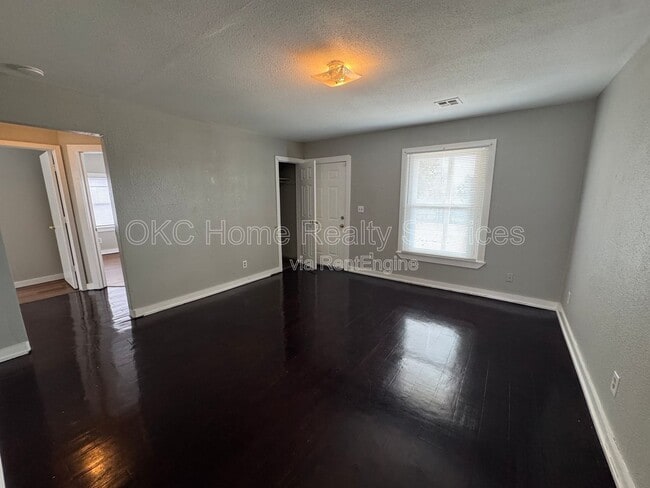 4201 NE 16th Terrace
