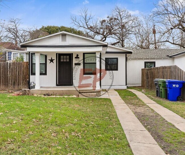 Photo - 915 N 19th St