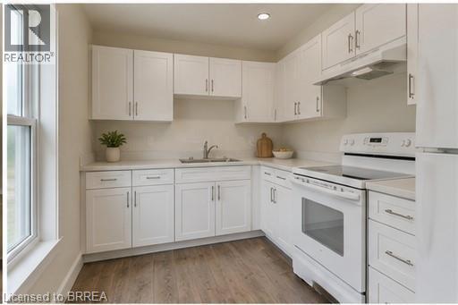Photo - 321 Dalhousie St