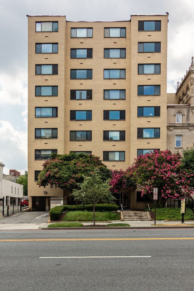 Photo - 2620 16th Street Apartments