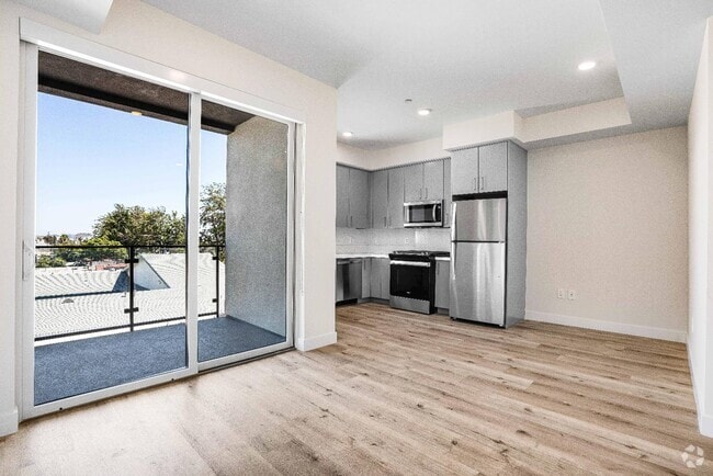 Building Photo - 3308 Mentone Ave Rental