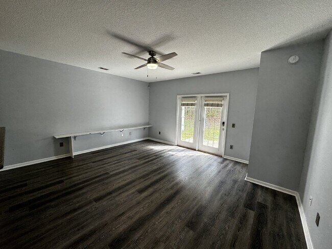 Photo - Townhouse for Rent