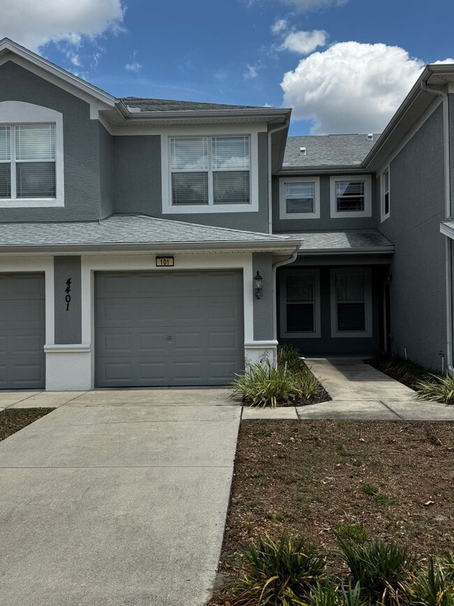 Building Photo - Spacious Ground-Floor Condo in Prime Ocala Location – 2BR/2BA with Modern Comforts! Unit 101