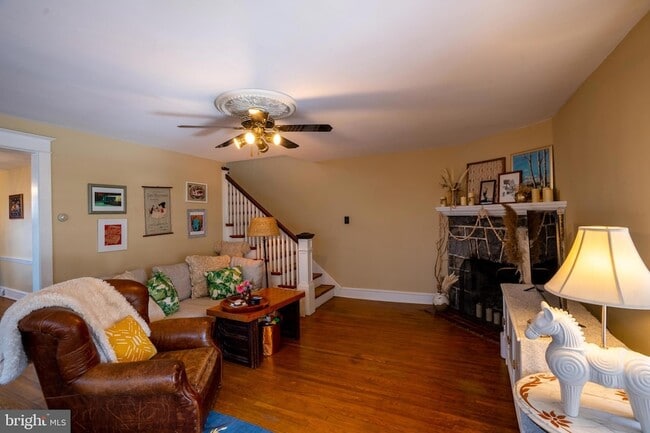409 Price St