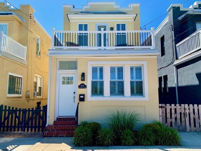 Building Photo - 6512 Winchester Ave Rental