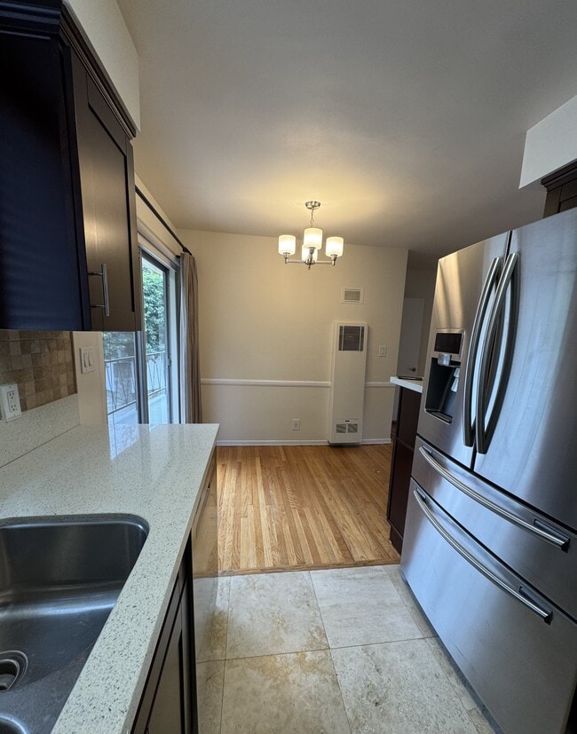 Photo - 855 Moraga Dr Unit 3