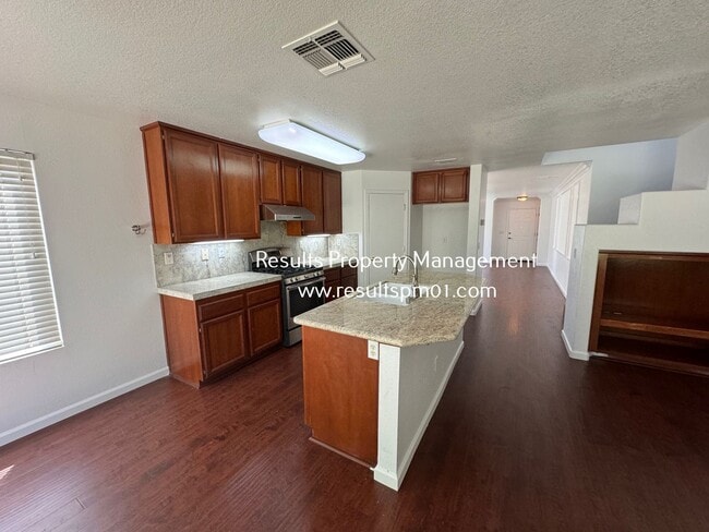 Photo - Roseville 4 Bedroom Beauty with Bonus Room!