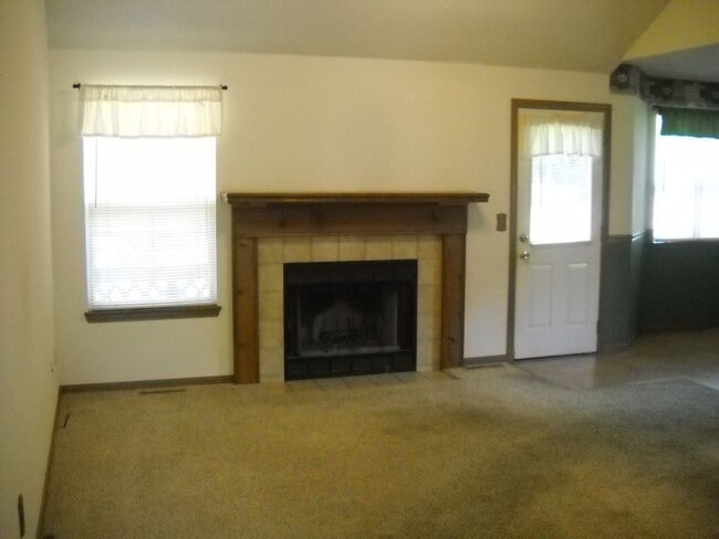 Photo - 3 BR, 2 BA, 2 Car Garage ranch home located near Horton Smith Golf Course & Nathaniel Greene Park.