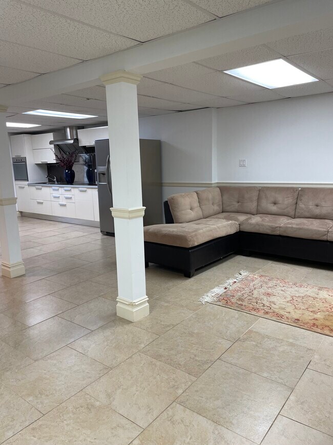 Photo - 1 Tredwell Ct Unit Bsmnt