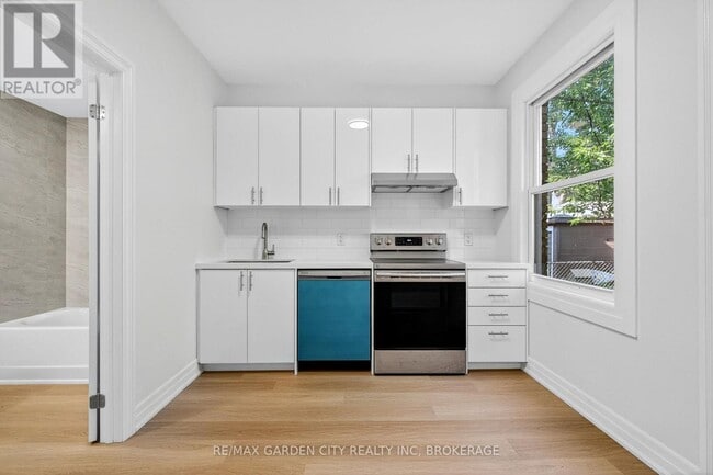 Photo - 104 Carrick Ave Unit MAIN