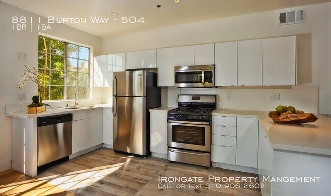 Photo - Versailles LA Unit 504