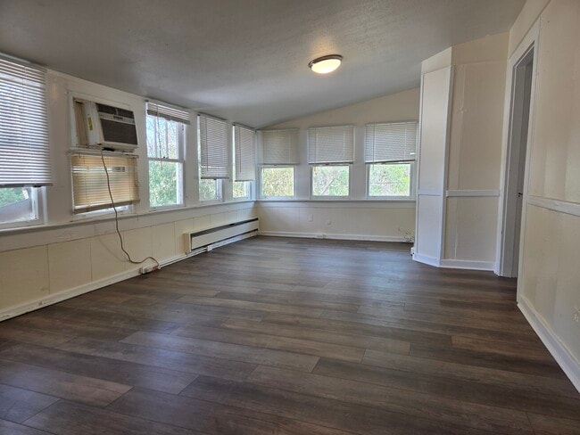 Photo - 480 31st Ave N Unit 480 1/2 A