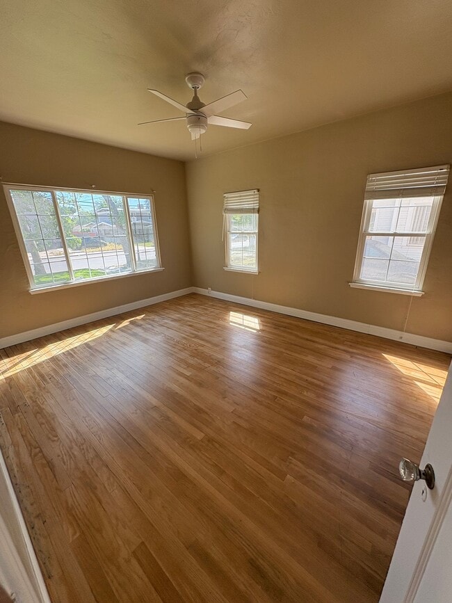 Photo - 545 W Main St